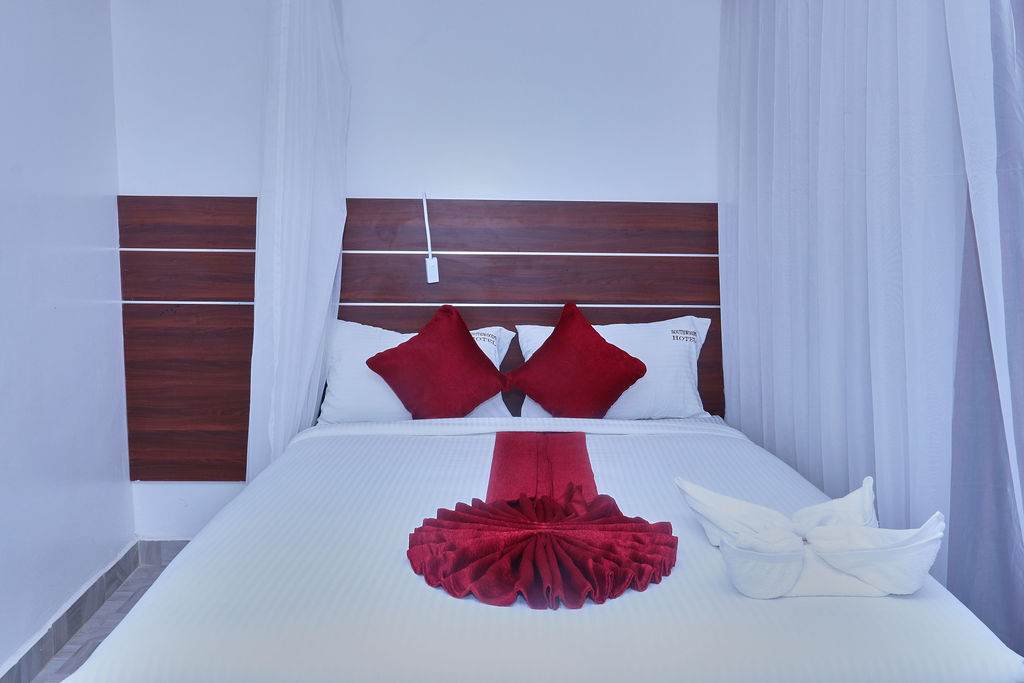 South Woods Accommodation – Spacious Private Room In Naivasha