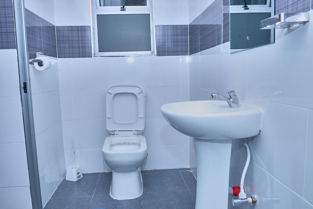 South Woods Accommodation – Spacious Private Room In Naivasha